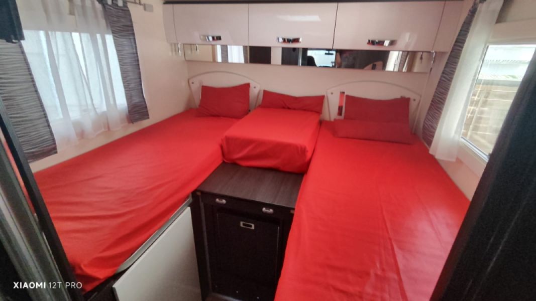 En venta Benimar Mileo 263 2018 Málaga foto 7