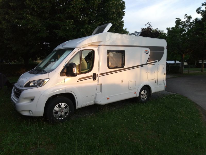 En venta Carado V132 Blanco 2020 Girona foto 1