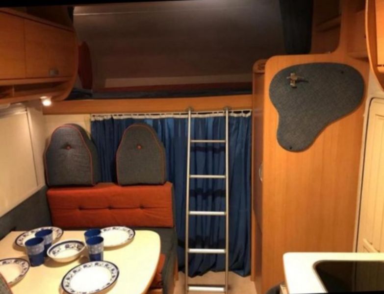 En venta Ford Transit  Blanco 2005 Barcelona foto 5