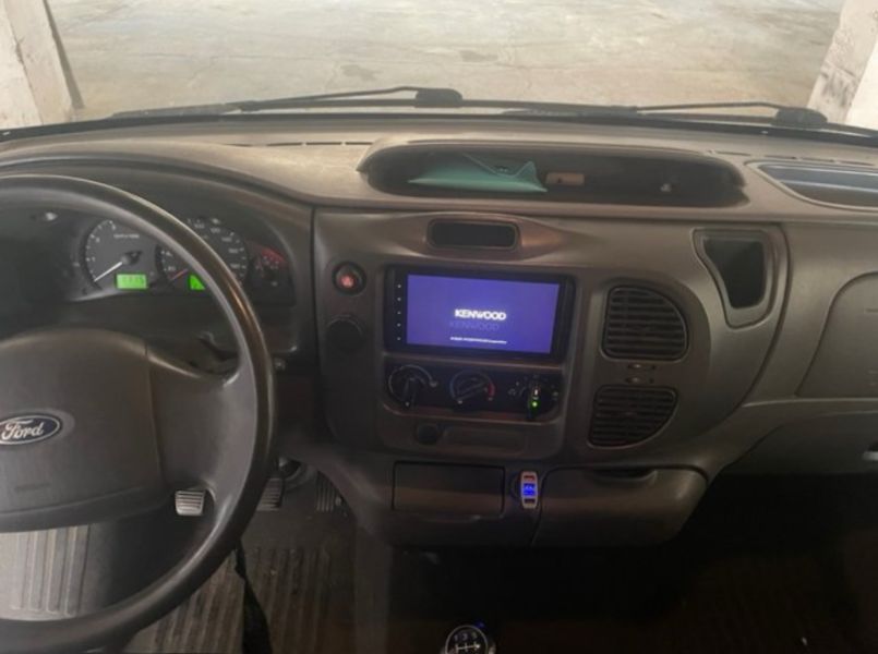 En venta Ford Transit  Blanco 2005 Barcelona foto 9