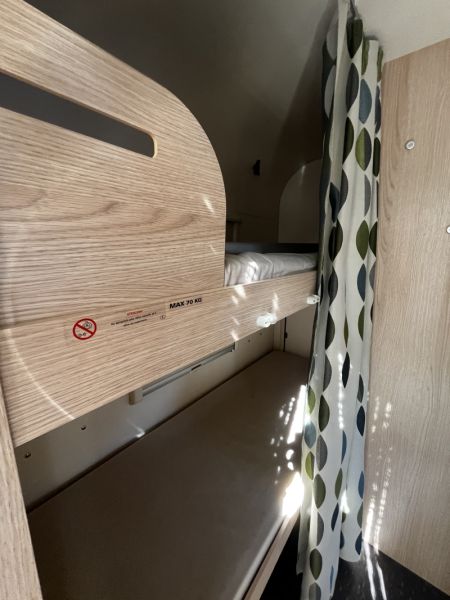 En venta Adria Aviva 350 L Blanco 2018 Barcelona foto 13