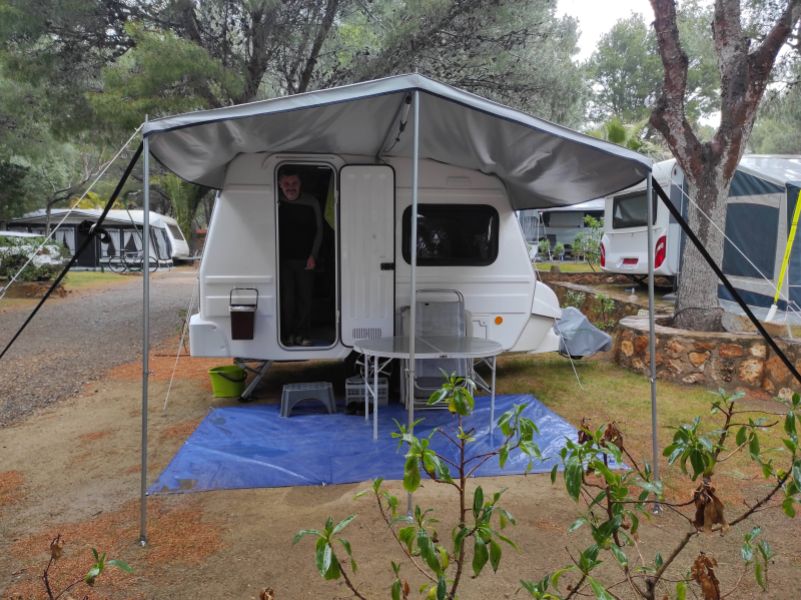 En venta Bambina NIEWIADOW N126NN Blanco 2022 Barcelona foto 2