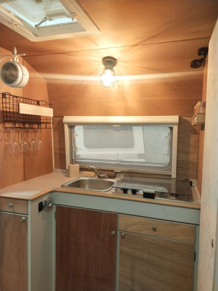 En venta Beyerland VITESSE 400-2 Beige 2010 Tarragona foto 3
