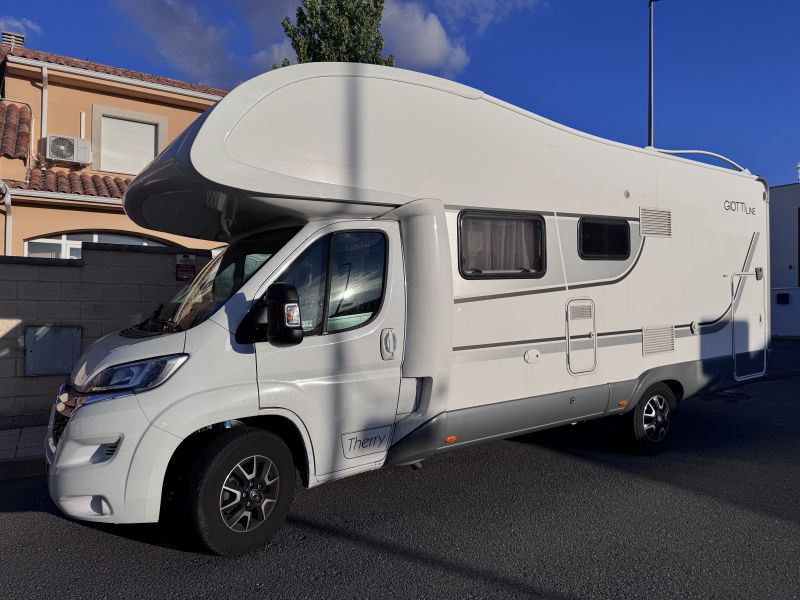 En venta Giotti LineGlobecar THERRY T45 Blanco 2020 Salamanca foto 1