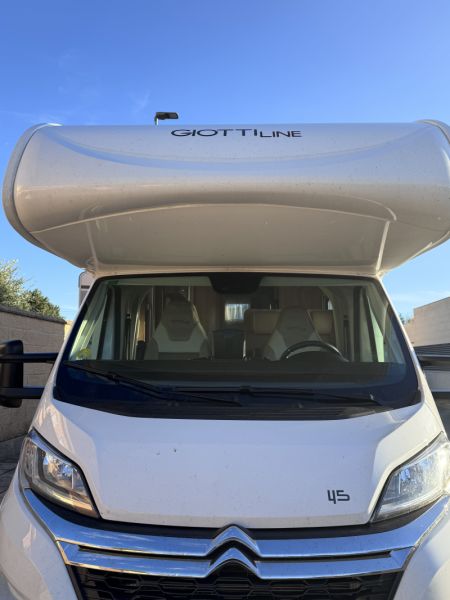 En venta Giotti LineGlobecar THERRY T45 Blanco 2020 Salamanca foto 2