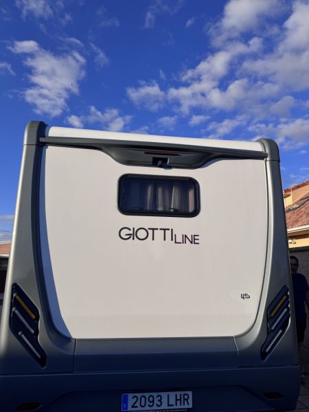 En venta Giotti LineGlobecar THERRY T45 Blanco 2020 Salamanca foto 12