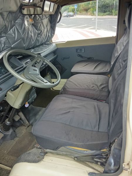 En venta Mitsubishi L300 capuchina  Beige 1988 Santa Cruz de Tenerife foto 2