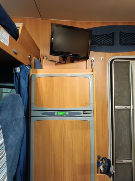 En venta Benimar Sport 310 Beige 2008 Navarra foto 6