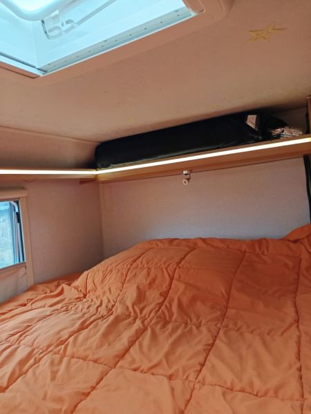 En venta Fiat DUCATO 2.8 JTD 127 CV SUN LIVING FALCON Blanco 2004 Madrid foto 5