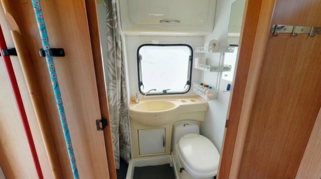 En venta SEA M100 Blanco 2005 Barcelona foto 4