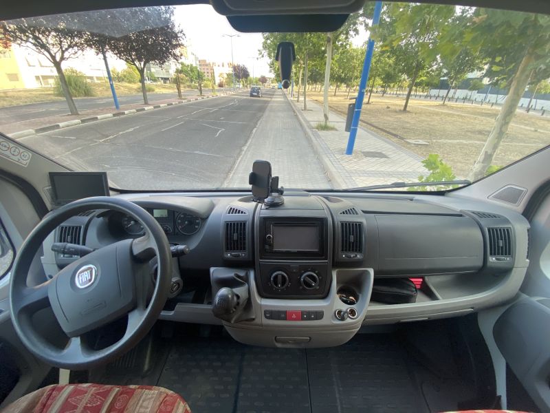 En venta Challenger Genesis 38 Blanco 2009 Madrid foto 5