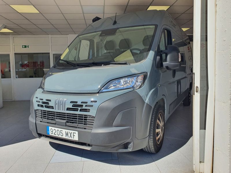 En venta Fiat DUCATO NOMADE NATION Gris 2024 Barcelona foto 3
