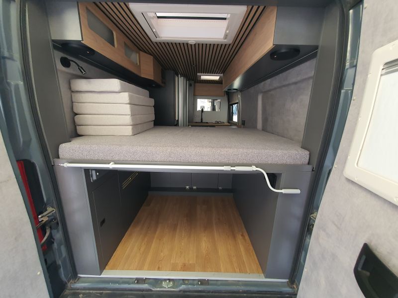 En venta Fiat DUCATO NOMADE NATION Gris 2024 Barcelona foto 7