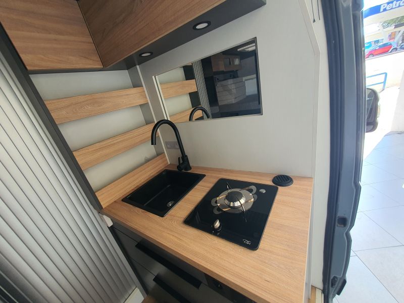 En venta Fiat DUCATO NOMADE NATION Gris 2024 Barcelona foto 12