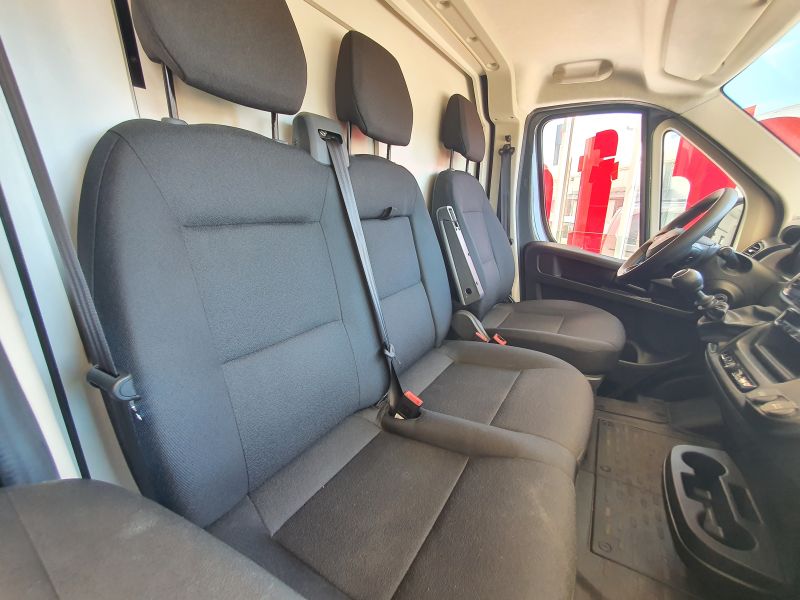 En venta Fiat DUCATO NOMADE NATION Gris 2024 Barcelona foto 17