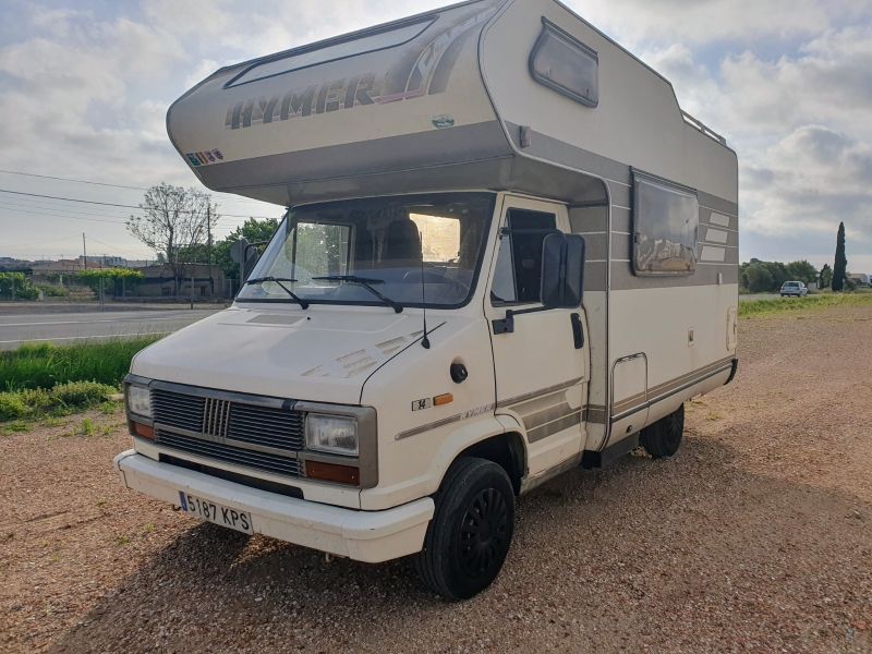En venta Hymer / Eriba / Hymercar Camp51 Blanco 1993 Tarragona foto 2
