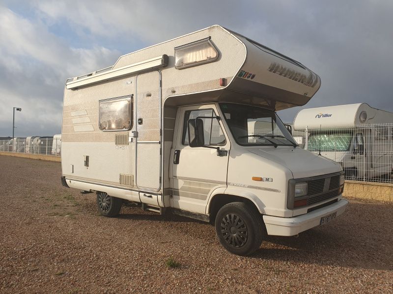 En venta Hymer / Eriba / Hymercar Camp51 Blanco 1993 Tarragona foto 3