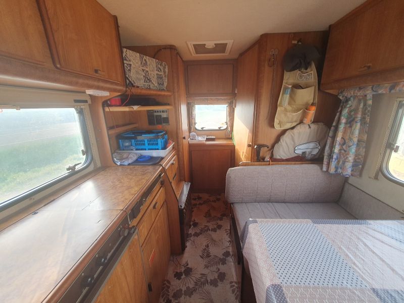 En venta Hymer / Eriba / Hymercar Camp51 Blanco 1993 Tarragona foto 9