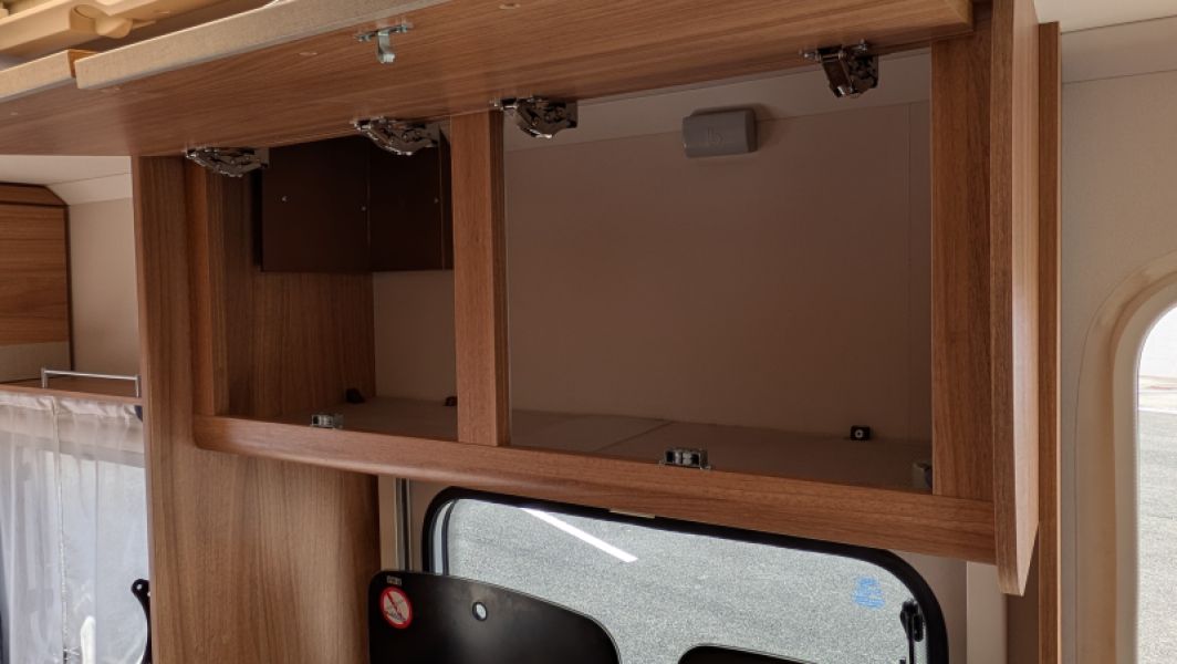 En venta Sterckeman Starlett Comfort 430 CP Blanco 2015 Guipúzcoa foto 31