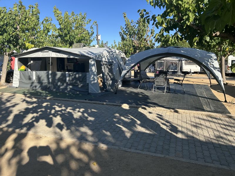 En venta Bürstner Averso 495 TK Blanco 2011 Barcelona foto 4