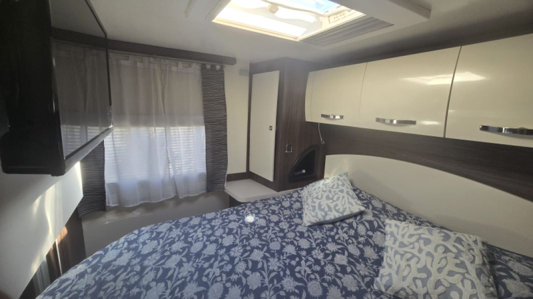 En venta Benimar TESSORO 494 Blanco 2019 Madrid foto 5