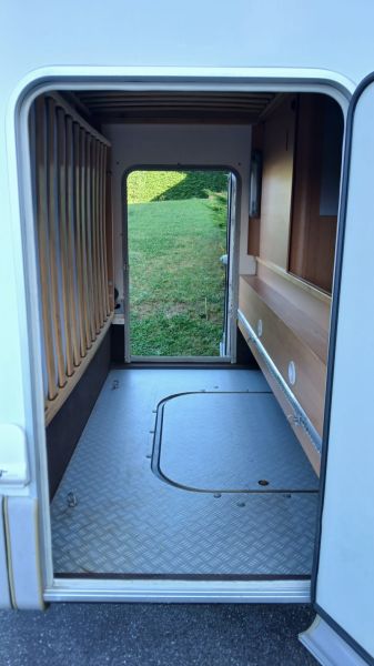En venta Knaus SUN TRAVELER Blanco 2005 Asturias foto 5