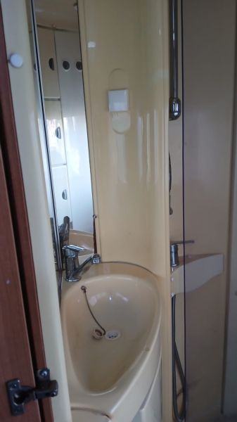 En venta Knaus SUN TRAVELER Blanco 2005 Asturias foto 7