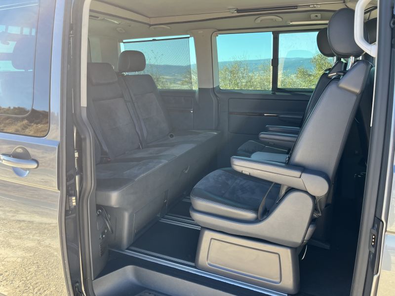 En venta Volkswagen Multivan T5 Highline 2.0 BiTDI 180CV DSG Gris 2010 Navarra foto 6