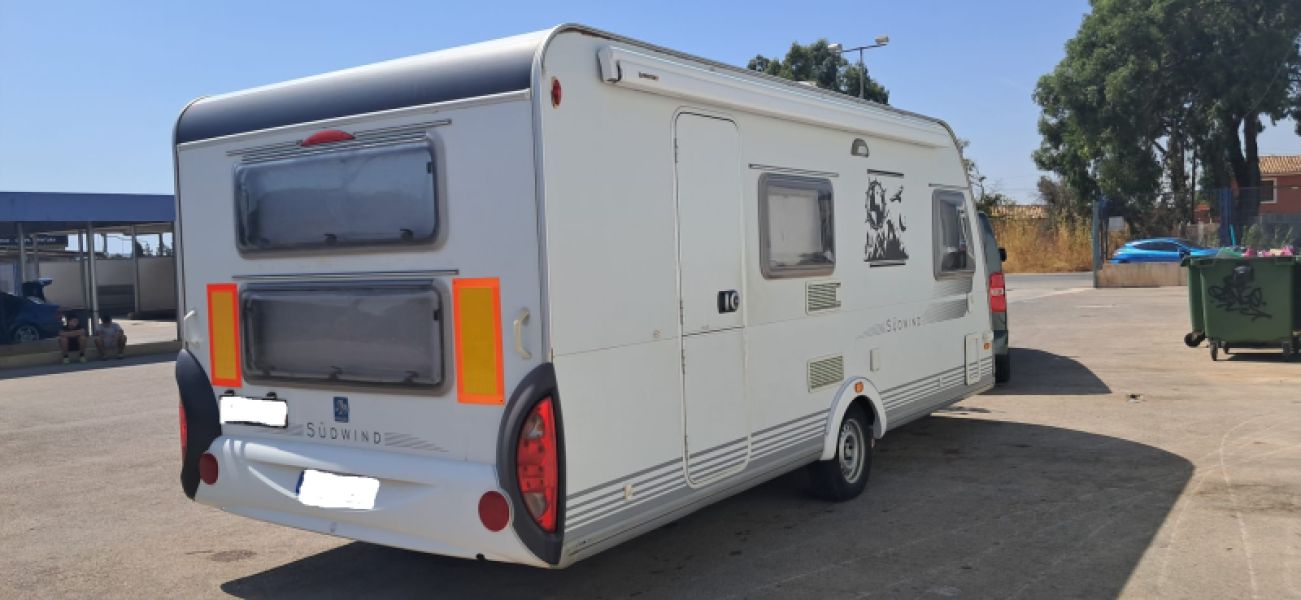 En venta Knaus SÜDWIND 500 FS Blanco 2007 Alicante foto 1