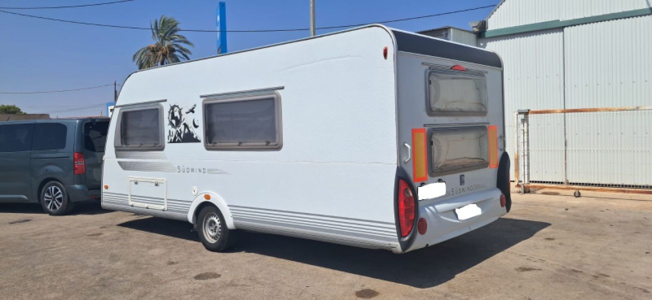 En venta Knaus SÜDWIND 500 FS Blanco 2007 Alicante foto 3