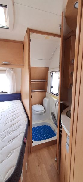 En venta Knaus SÜDWIND 500 FS Blanco 2007 Alicante foto 22