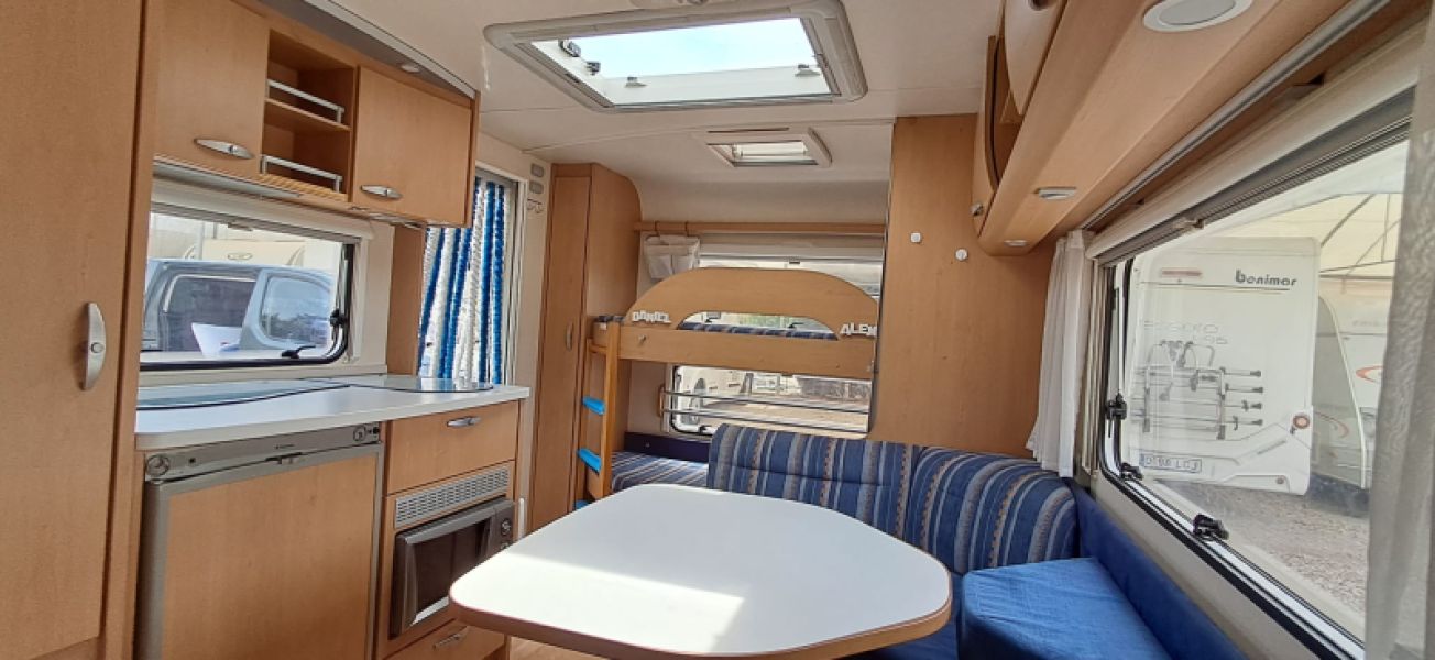 En venta Knaus SÜDWIND 500 FS Blanco 2007 Alicante foto 23