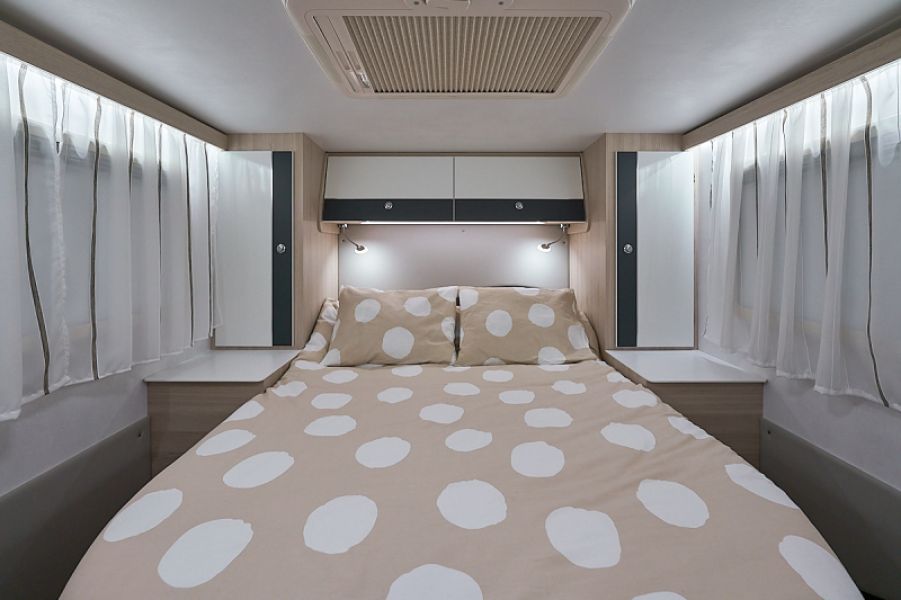 En venta Ilusion XMK 695 Cama Isla  Blanco 2023 Barcelona foto 2