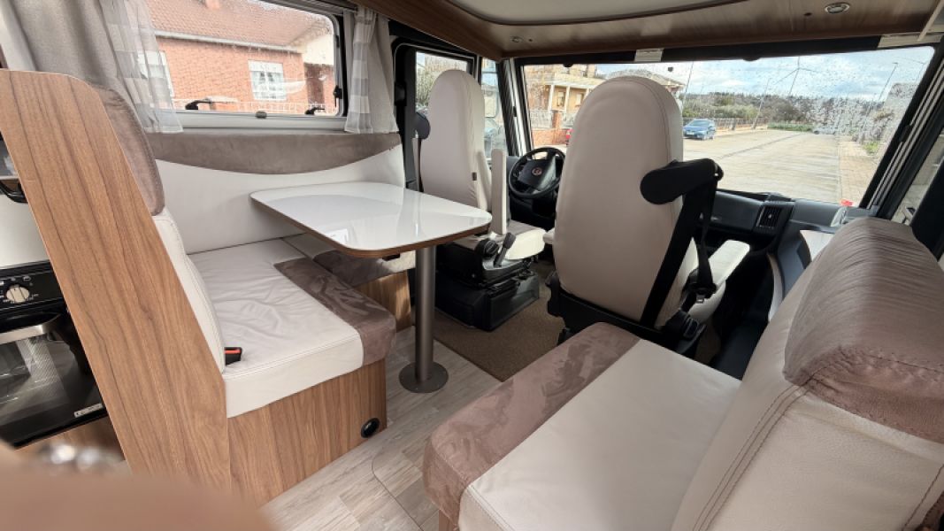 En venta Pilote G740 Blanco 2019 Navarra foto 8