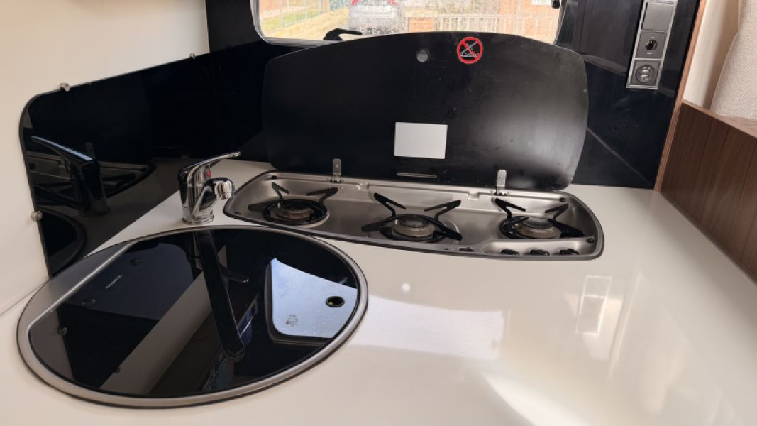 En venta Pilote G740 Blanco 2019 Navarra foto 9