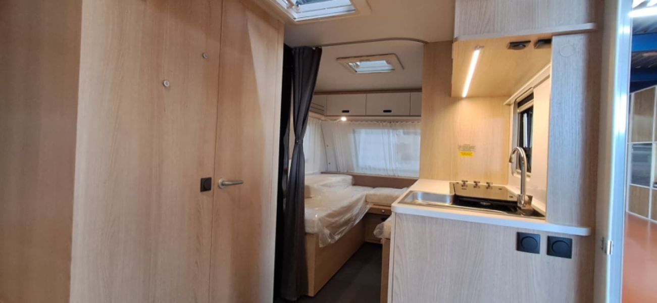 En venta Adria Adria Aviva 492 LU Blanco 2026 Barcelona foto 7