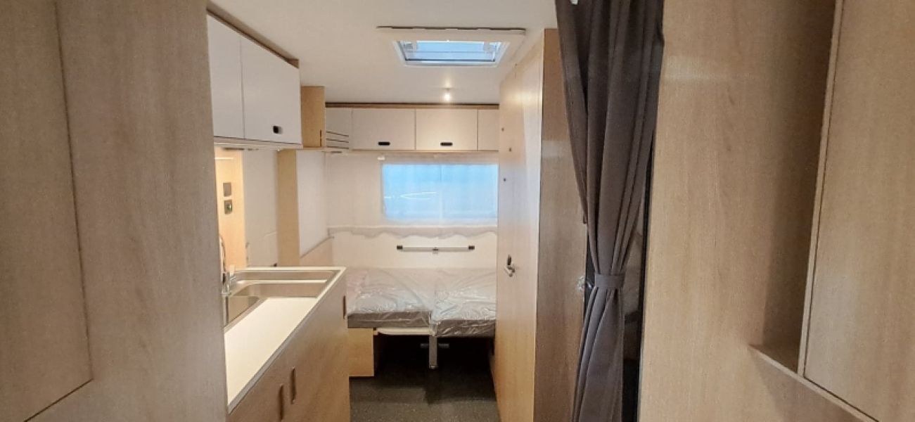 En venta Adria Adria Aviva 492 LU Blanco 2026 Barcelona foto 9