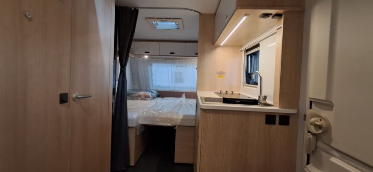 En venta Adria Adria Aviva 492 LU Blanco 2026 Barcelona foto 15