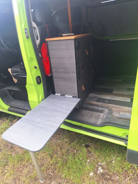 En venta Opel Vivaro biturbo Verde 2016 Madrid foto 4
