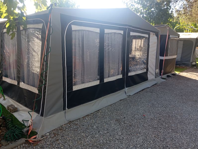 En venta Bürstner 480 TK Blanco 1982 Barcelona foto 3