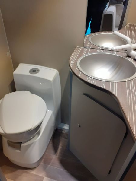 En venta Across SAFARI 432 CDL 2026 Blanco 2026 Toledo foto 9