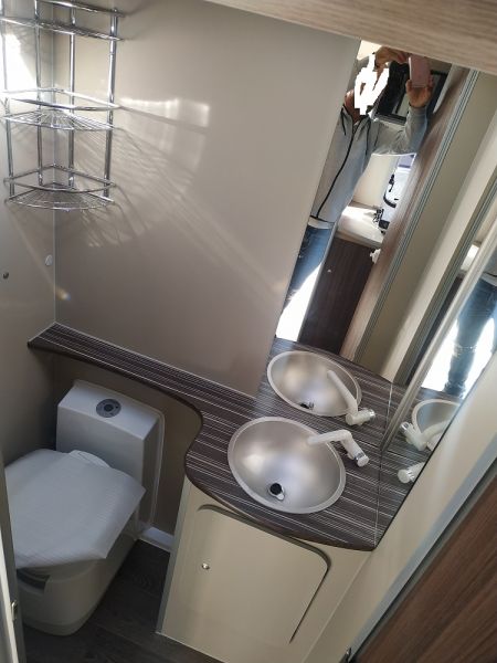 En venta Across safari 370 Blanco 2026 Toledo foto 9