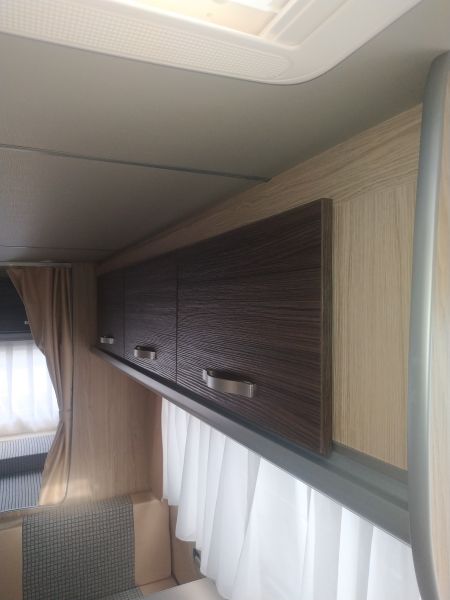 En venta Across 430 CDL Blanco 2026 Toledo foto 3