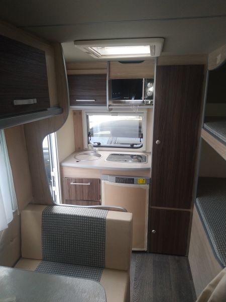 En venta Across 430 CDL Blanco 2026 Toledo foto 4