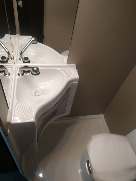 En venta Across PREMIUM 396 Blanco 2026 Toledo foto 6