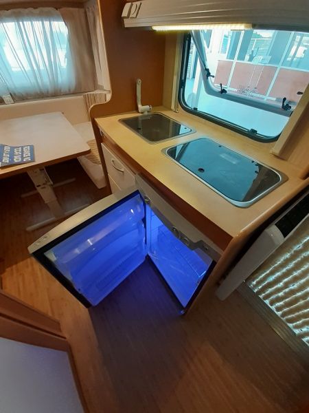 En venta Across SAFARI 370 Blanco 2026 Toledo foto 7