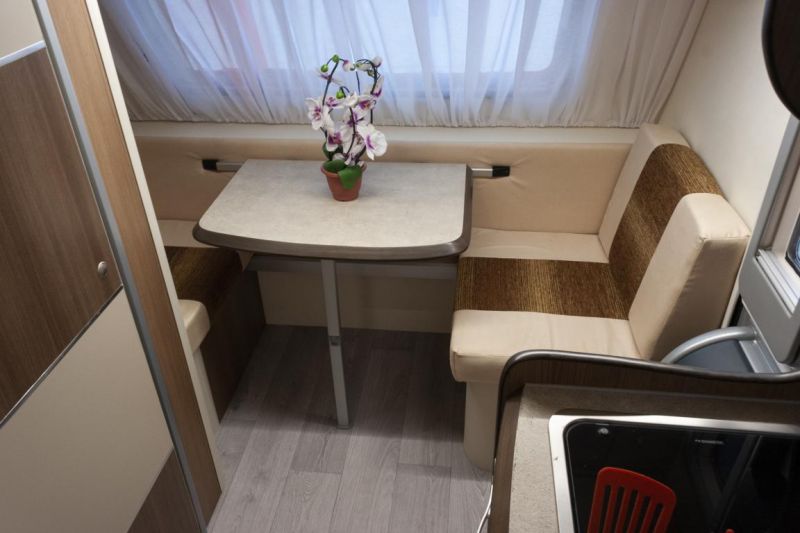 En venta Across Safari 331 DC Blanco 2026 Toledo foto 9