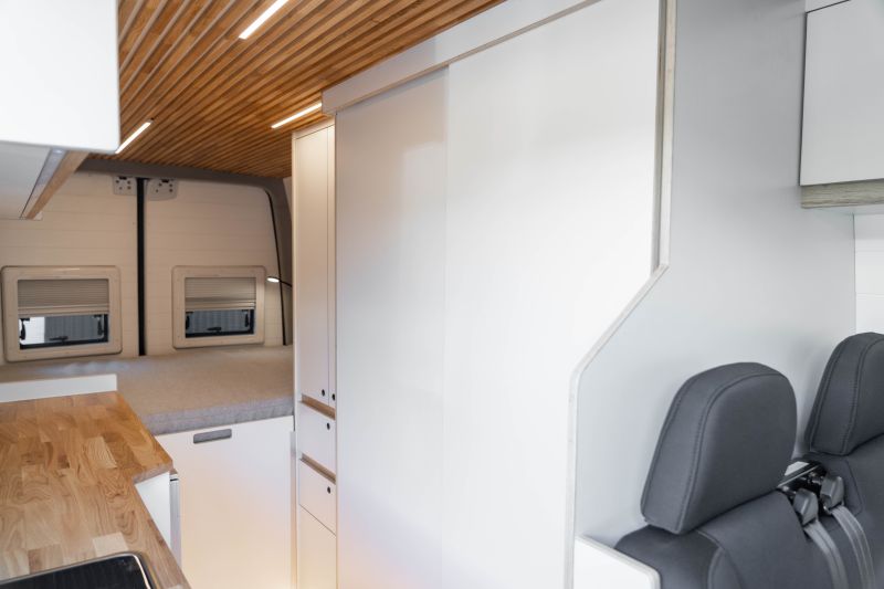 En venta Mercedes-Benz Sprinter Camper L3H2 Blanco 2024 Madrid foto 26