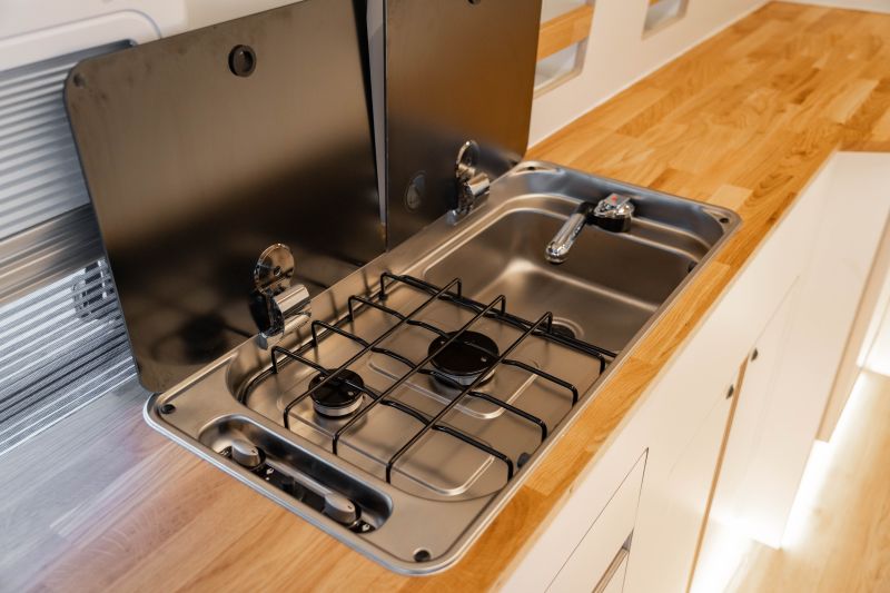 En venta Mercedes-Benz Sprinter Camper L3H2 Blanco 2024 Madrid foto 20