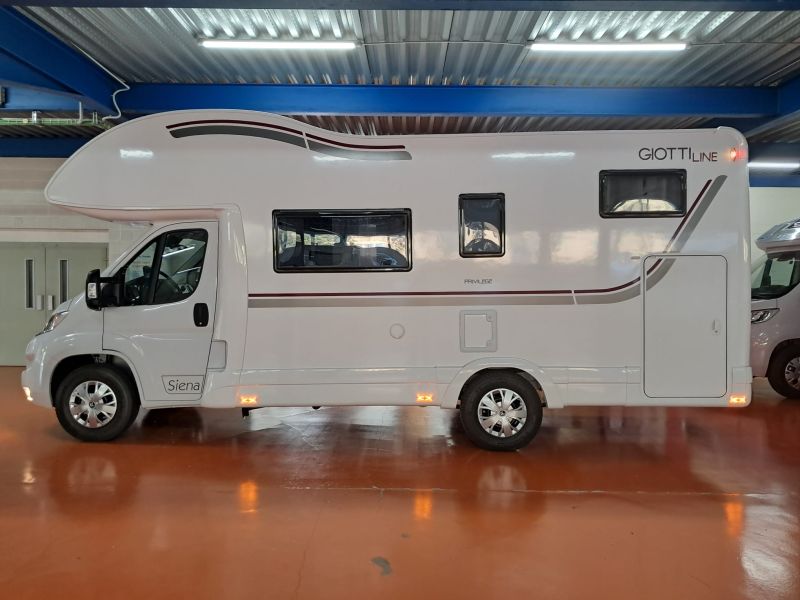 En venta Giotti LineGlobecar GIOTTILINE CITROËN JUMPER SIENA 440 PSA PLUS 140 PRIVILEGE Blanco 2026 Barcelona foto 3